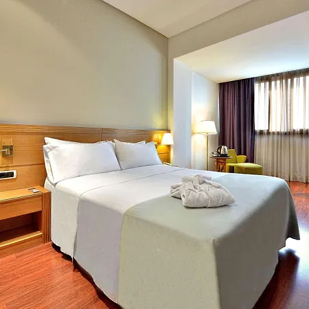 Alameda Centro Affiliated By Melia 4* Малага