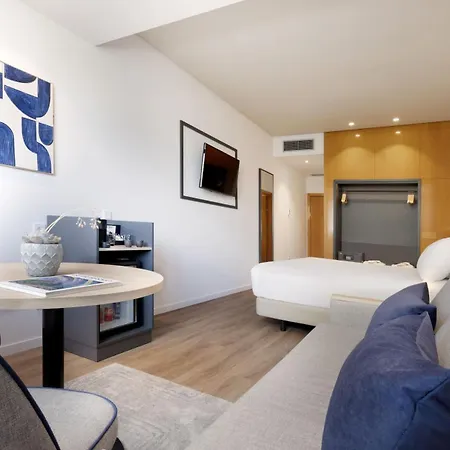 Готель Alameda Centro Affiliated By Melia 4*
