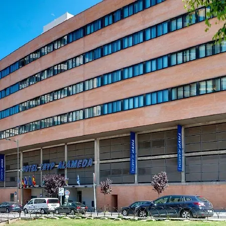 Готель Alameda Centro Affiliated By Melia 4*