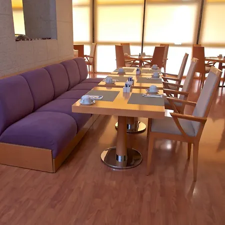美丽亚合作酒店-马拉加阿拉米达中心酒店 酒店
