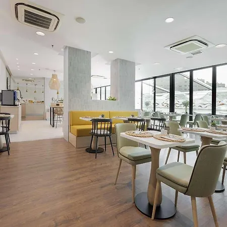美丽亚合作酒店-马拉加阿拉米达中心酒店 酒店
